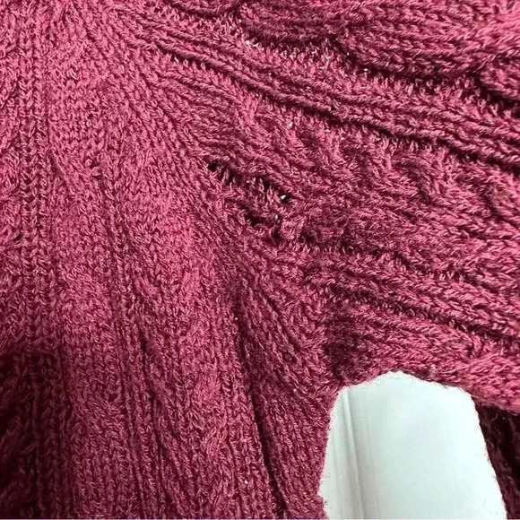 Bleu Gray Cable Knit Sweater Burgundy Size Medium - Picture 7 of 16